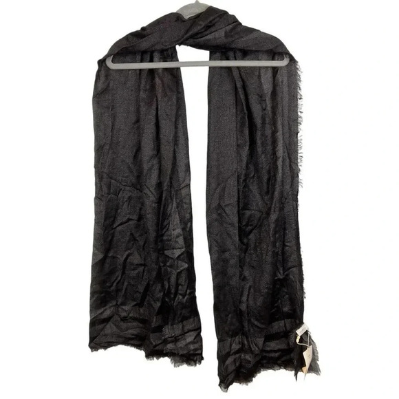 Kinross cashmere scarf lightweight black NWT - Picture 3 of 15